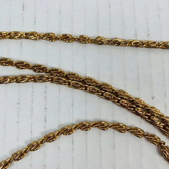 Vintage Gold Mesh Metallic Small Shoulder Bag Evening 70's 80's Disco Glam Prom - Picture 3 of 11